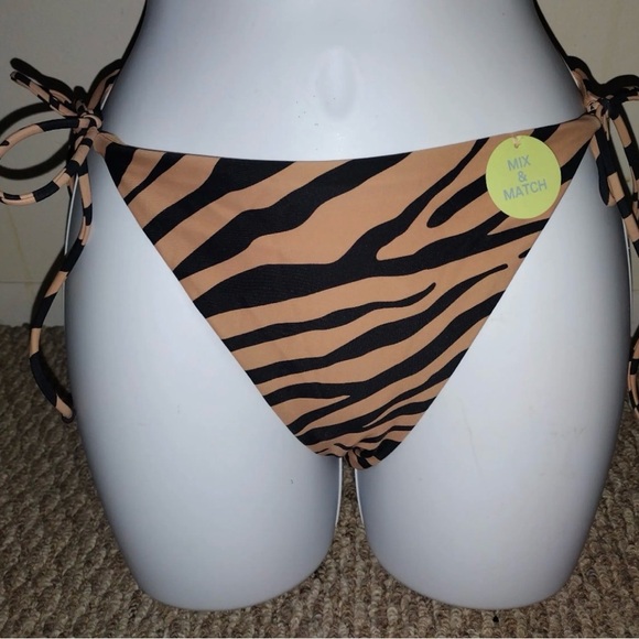 Forever 21 Tiger Stripe Bikini Set - Picture 4 of 5